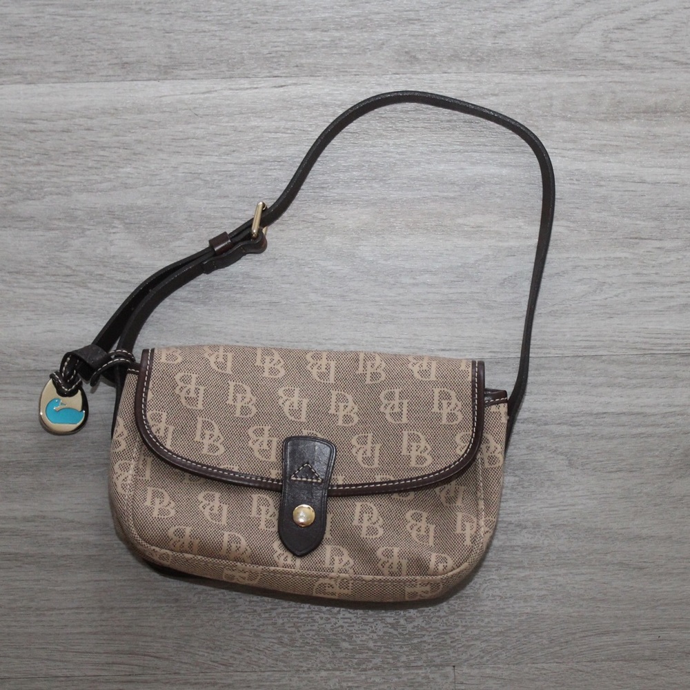 Dooney and Bourke Small Purse NWOT